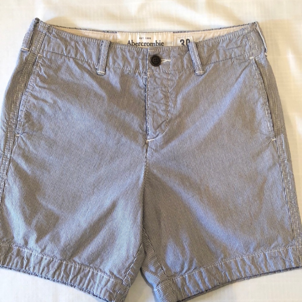 Men cargo shorts
